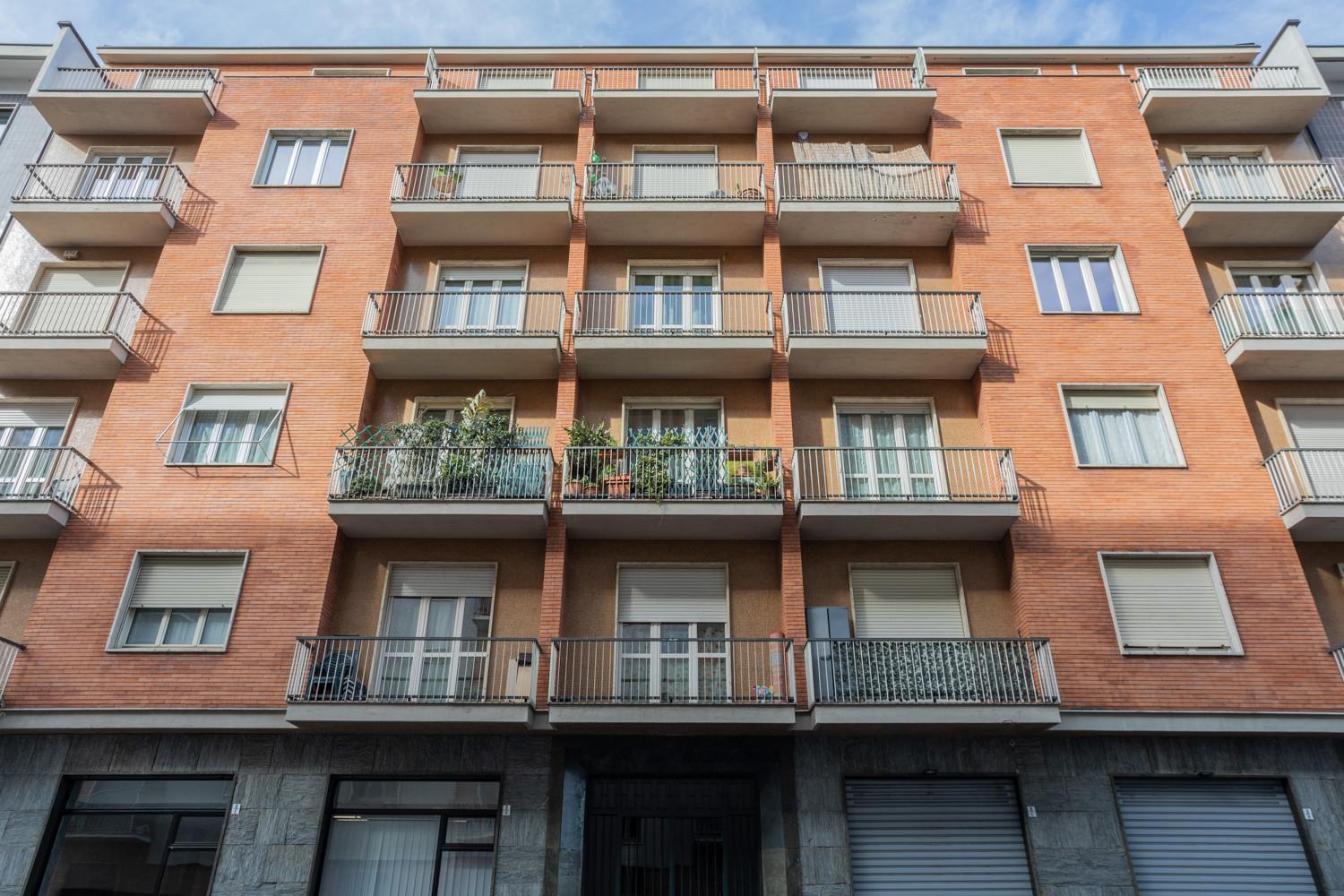 Modern In Santa Rita By Wonderful Italy Apartment Turin